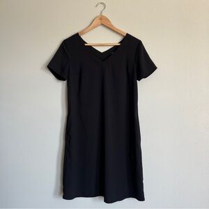 Apt. 9 V-Neck Short Sleeve Black Dress with Pockets